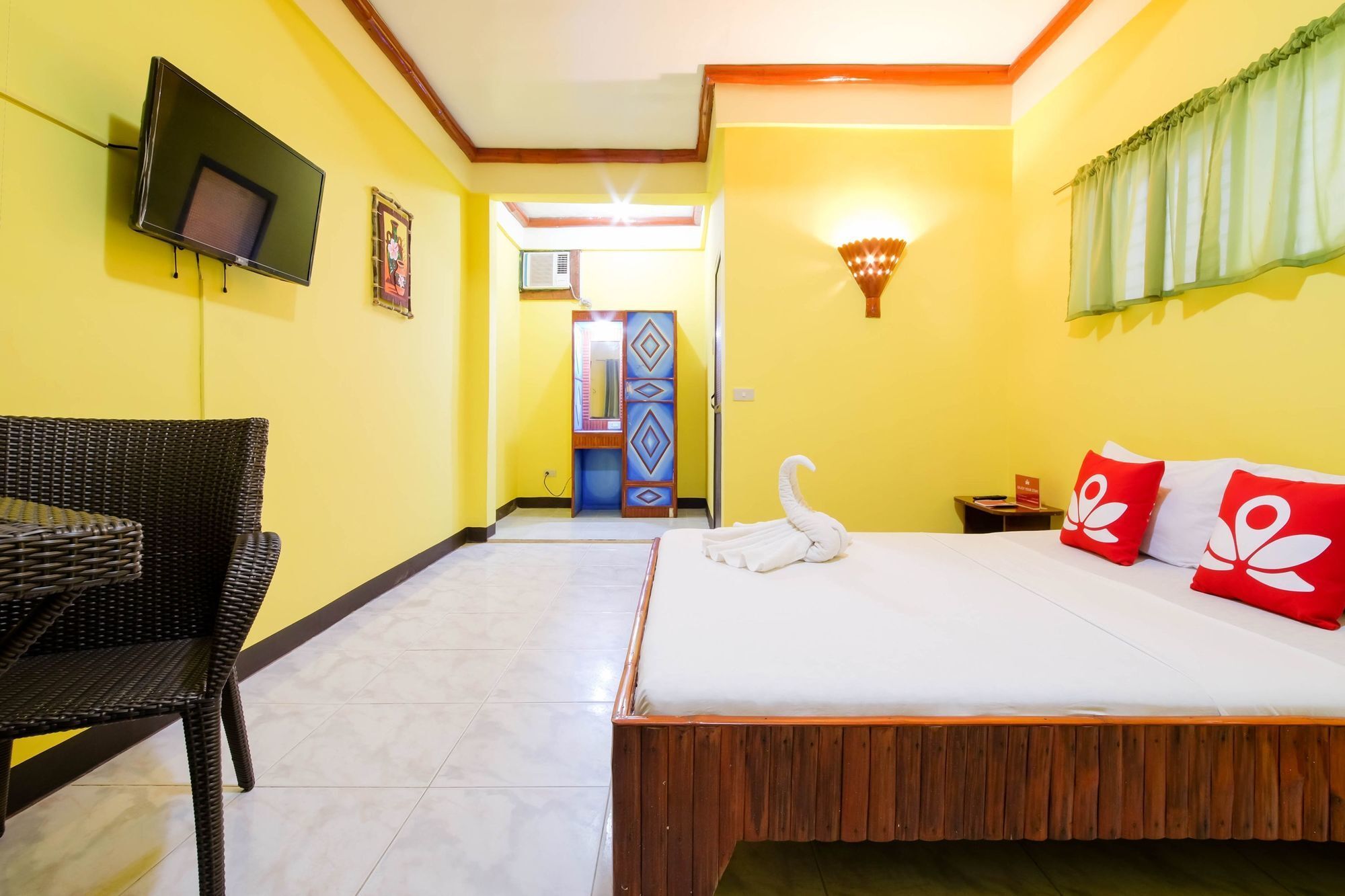 Zen Rooms White Beach Puerto Galera Extérieur photo