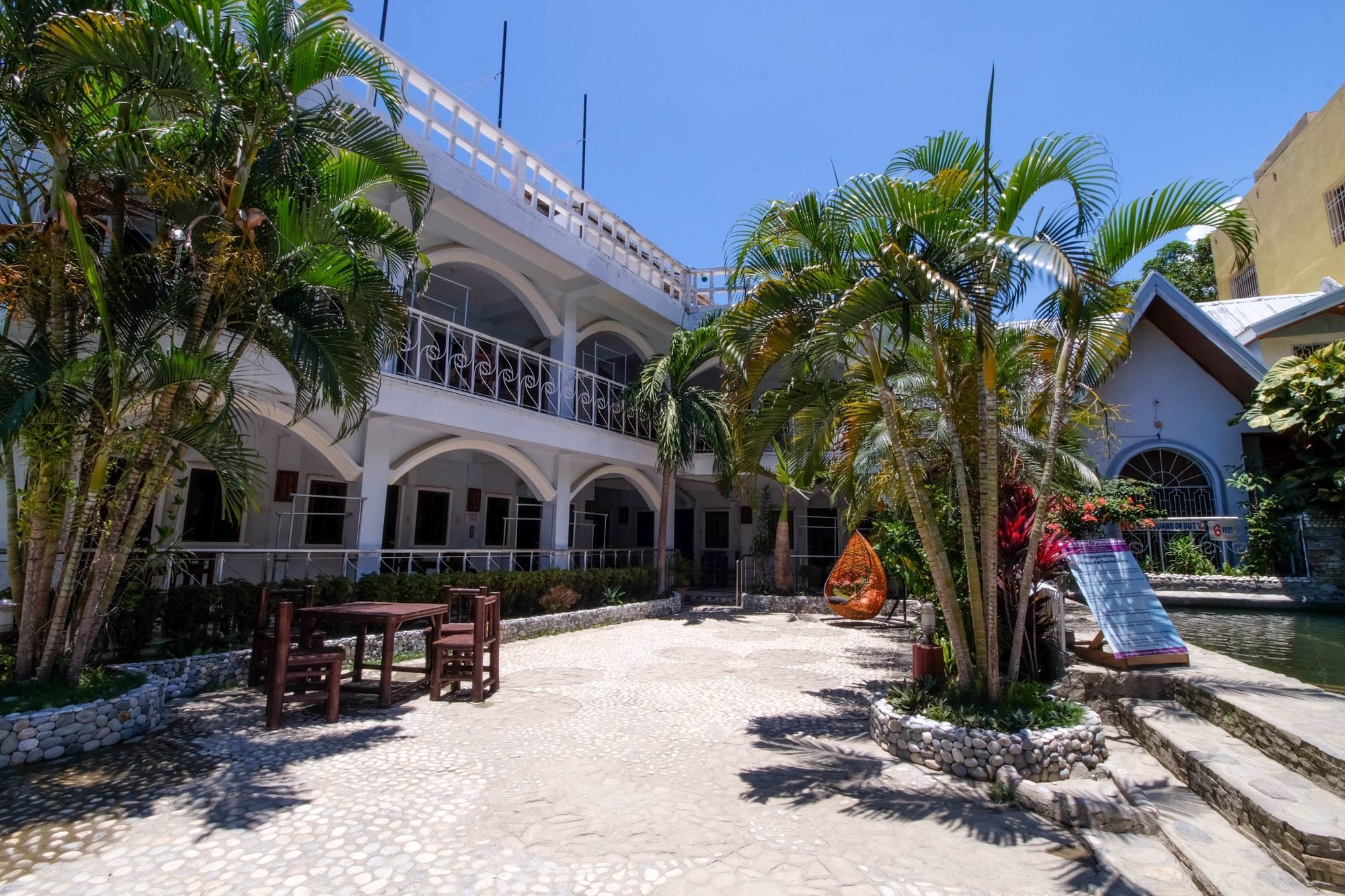 Zen Rooms White Beach Puerto Galera Extérieur photo